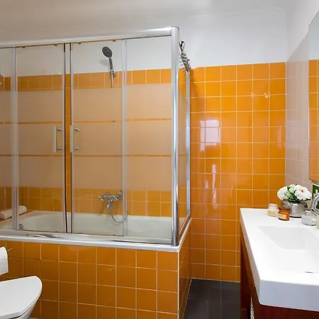 Sunny Modern Trendy Location